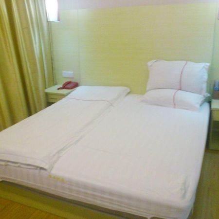 Yuexiu Huafeng Hotel กวางโจว ภายนอก รูปภาพ